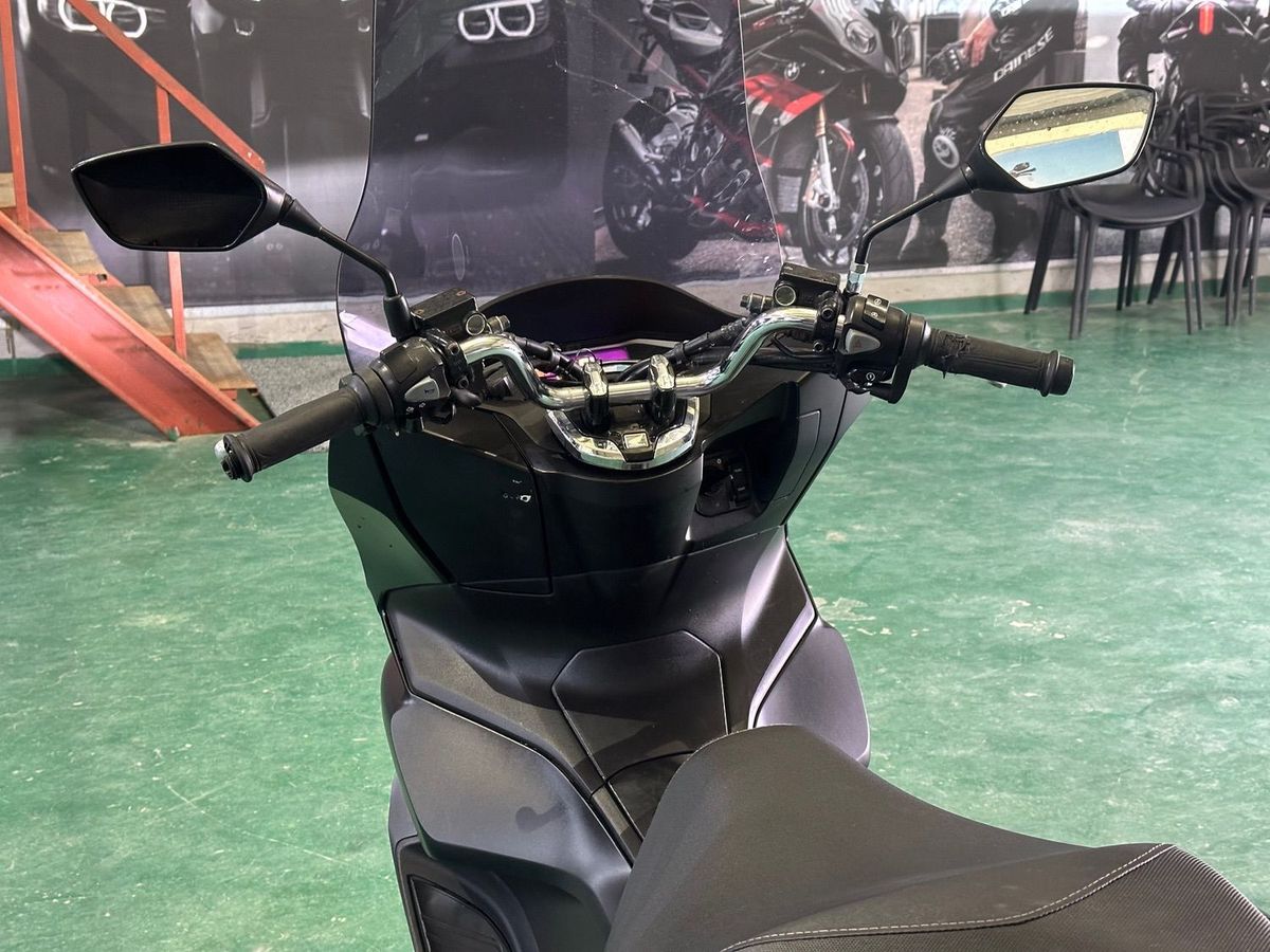 혼다 PCX 125 8