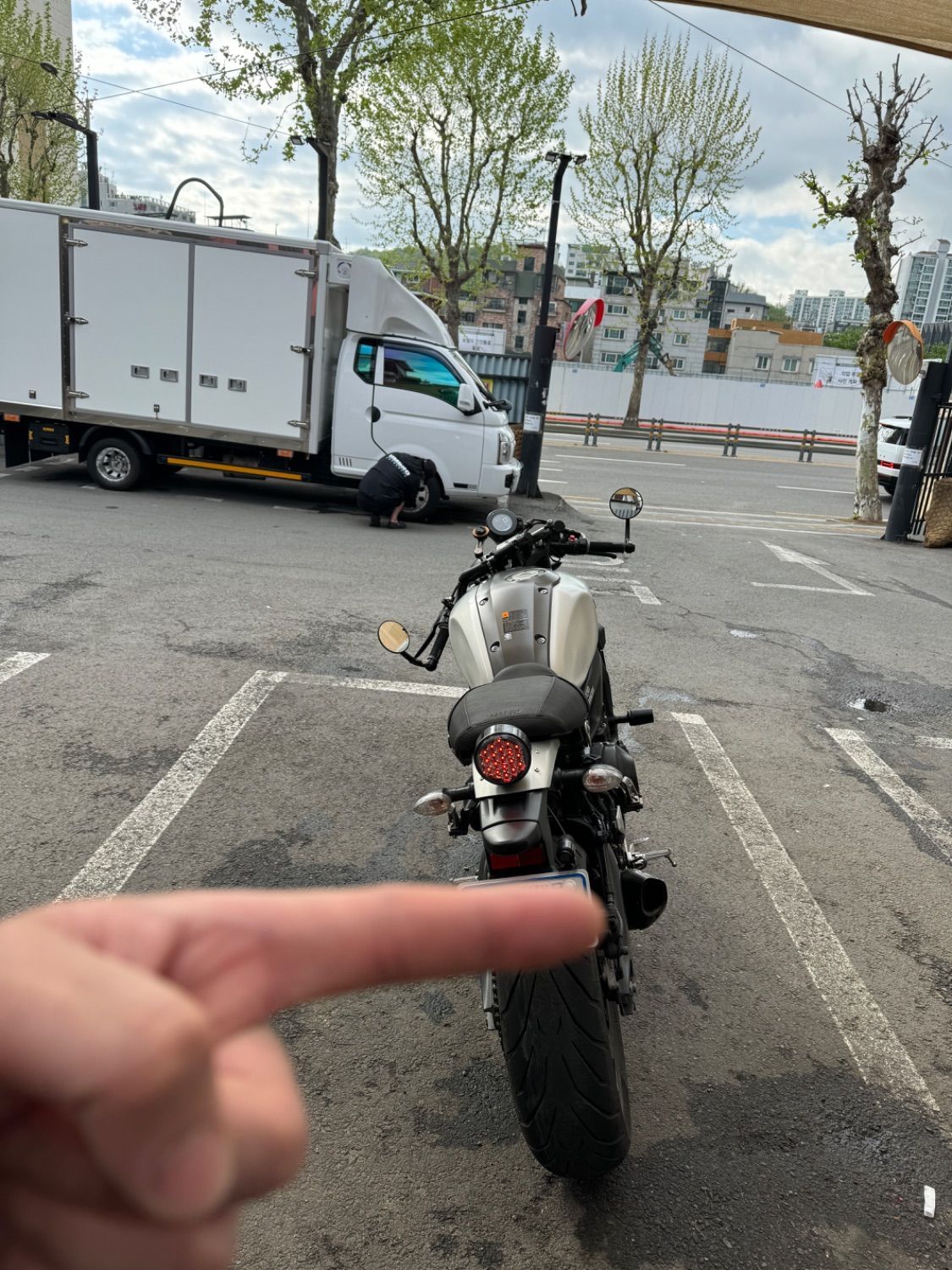 야마하 XSR 900 more
