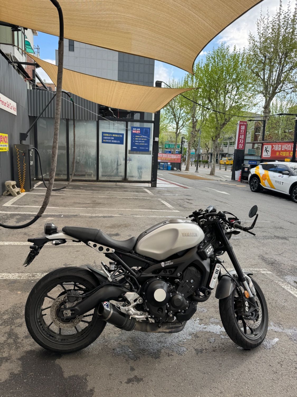 야마하 XSR 900 4