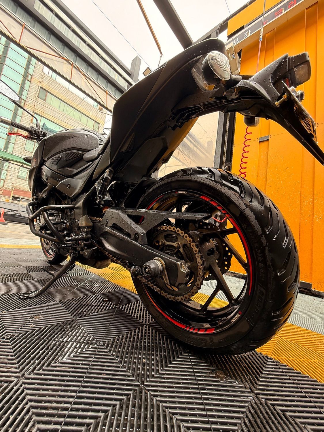 스즈키 GSX S 750 5