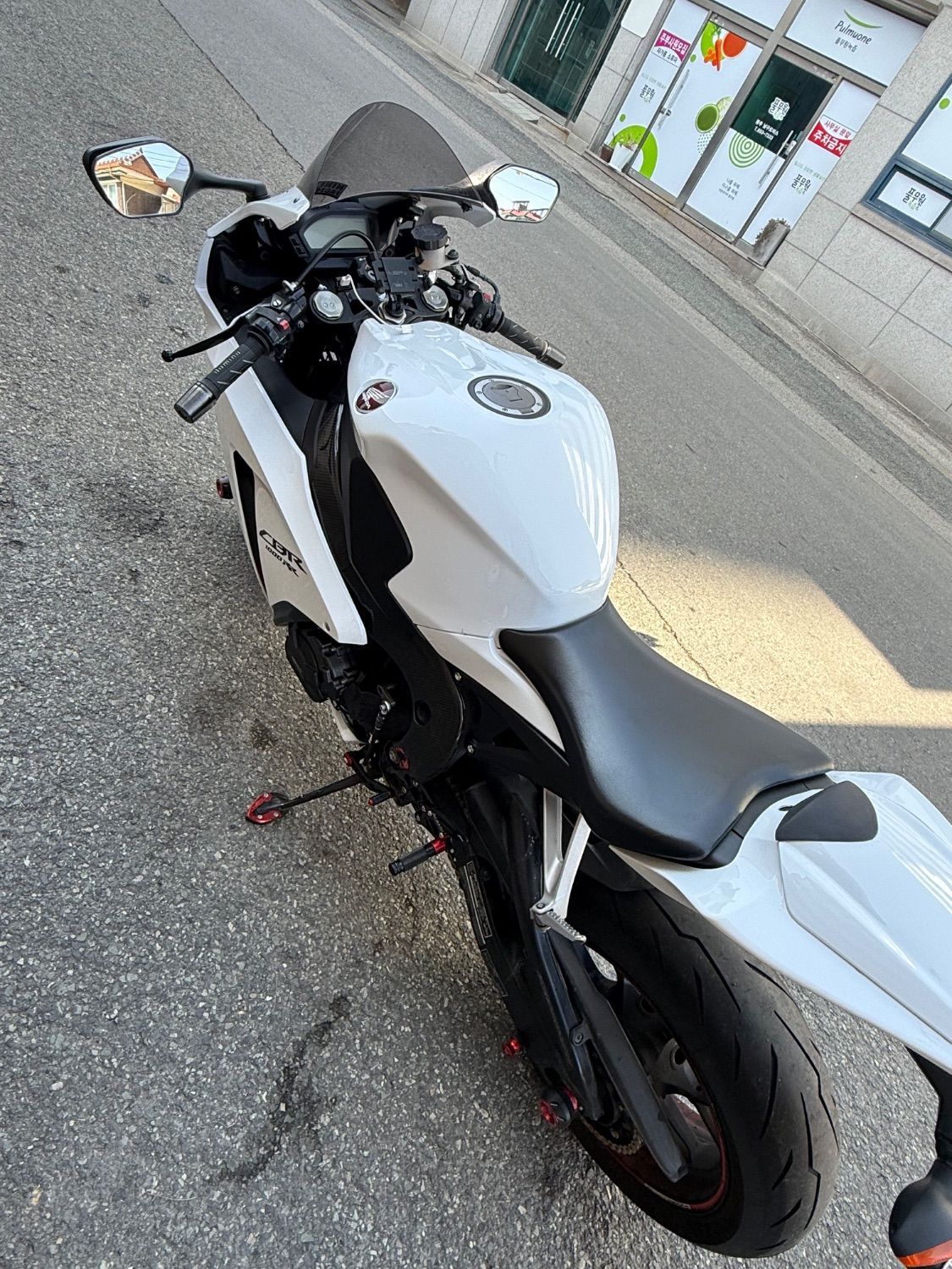 혼다 CBR 1000 RR 4