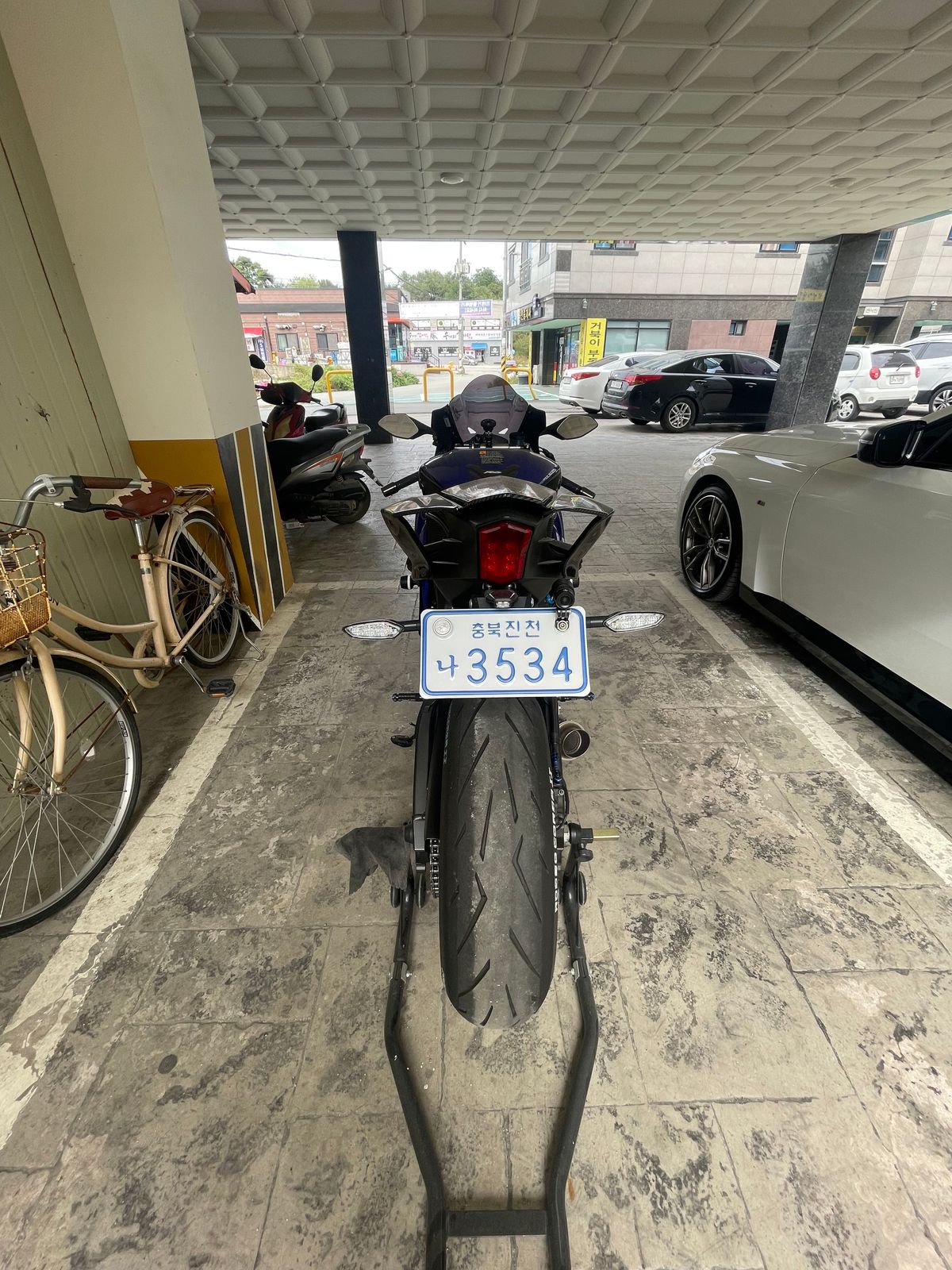 야마하 YZF R6 4