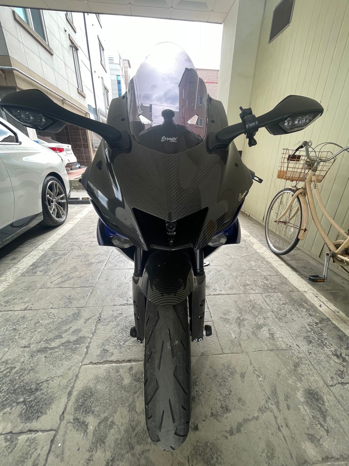 야마하 YZF R6 more
