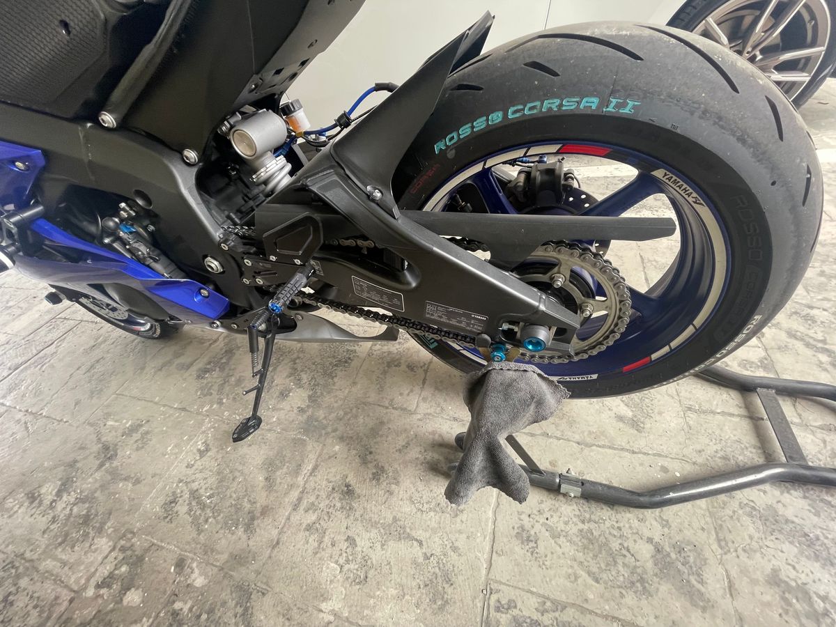 야마하 YZF R6 9