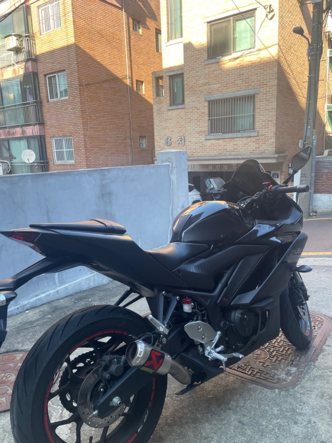 야마하 YZF R3 thumb 2