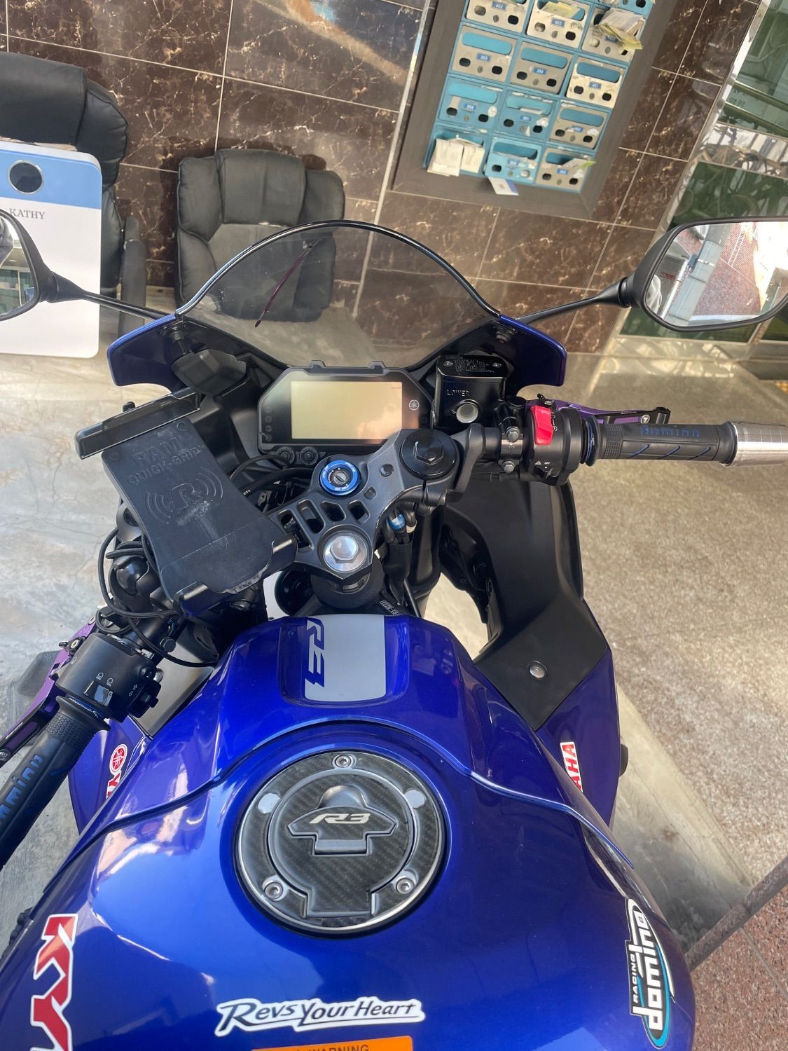 야마하 YZF R3 more