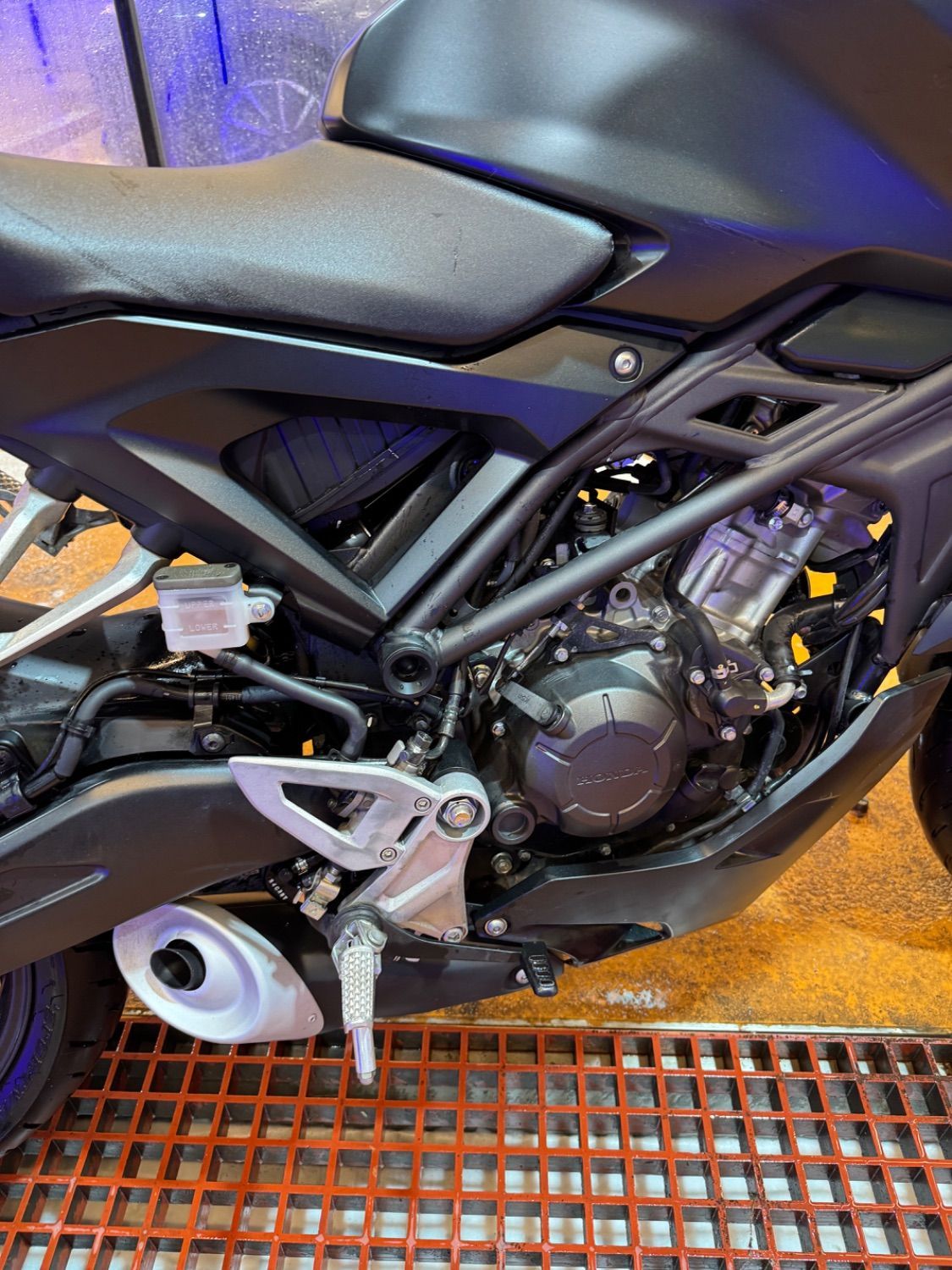 혼다 CBR 125 R 6
