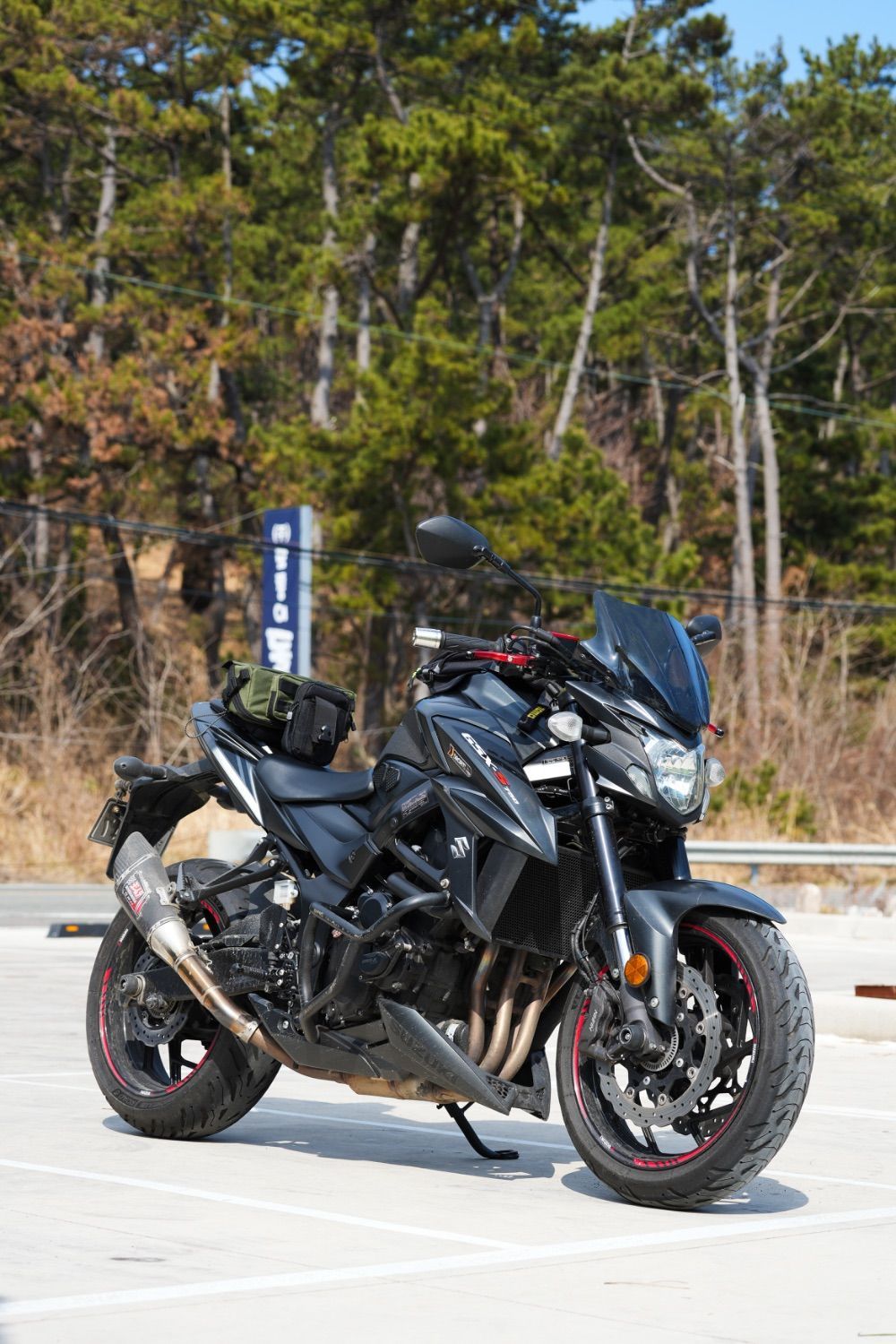 스즈키 GSX S 750 main