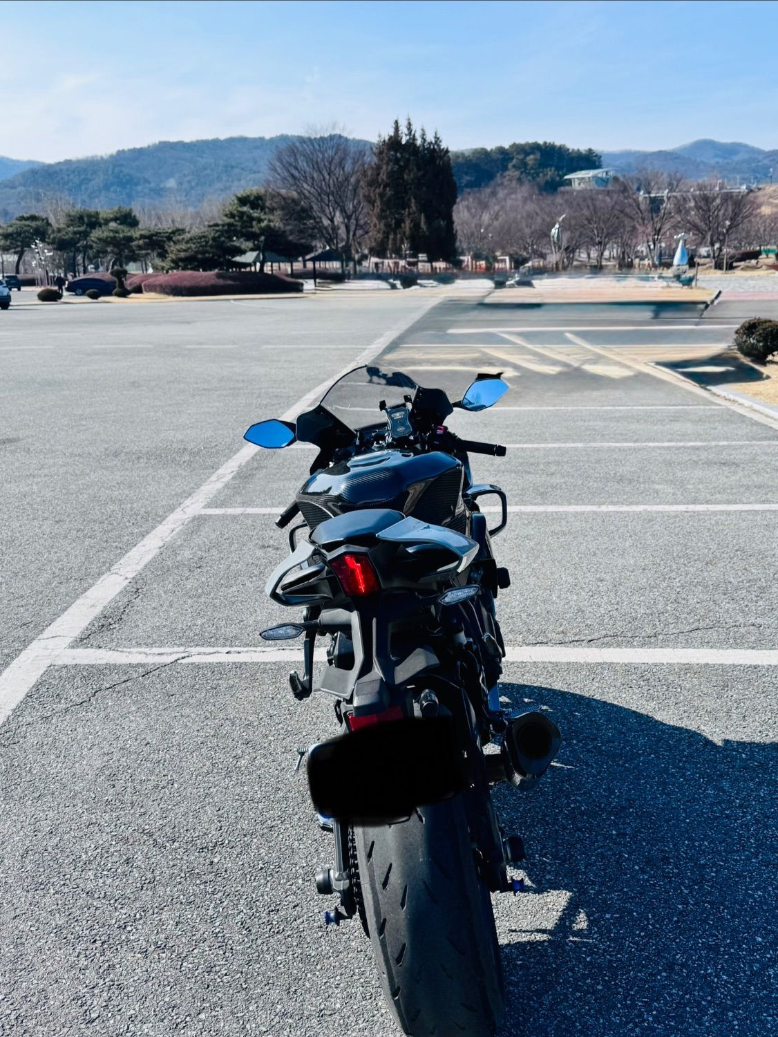 야마하 YZF R1 thumb 2