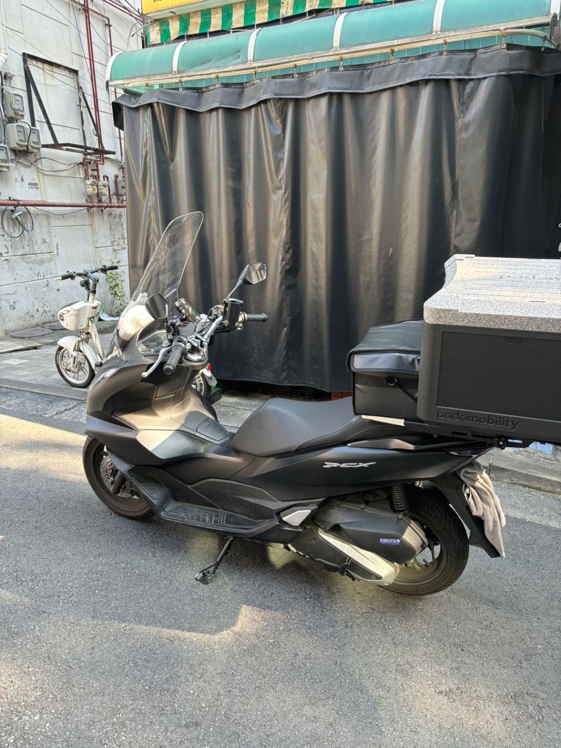 혼다 PCX 125 more