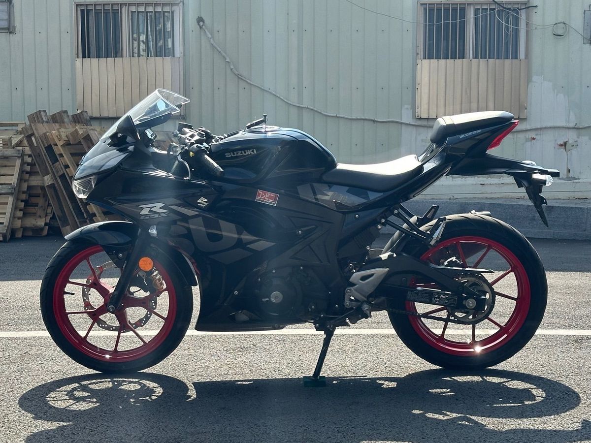 스즈키 GSX R 125 ABS 4