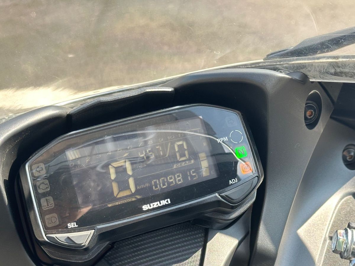 스즈키 GSX R 125 ABS 10