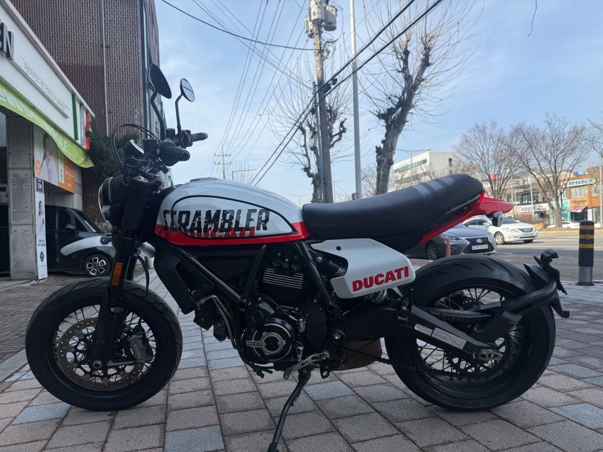 두카티 스크램블러 어반 모타드 8
