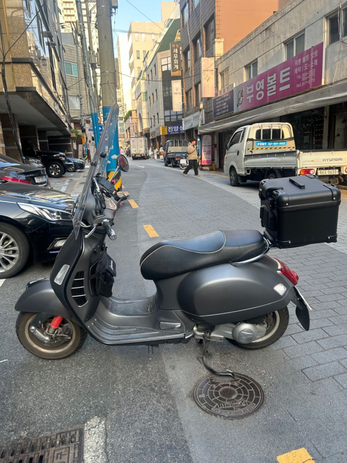 베스파 GTS 300 슈퍼스포츠 more