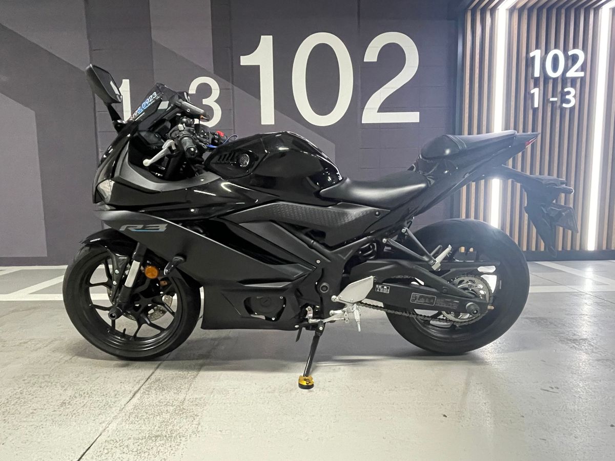 야마하 YZF R3 main