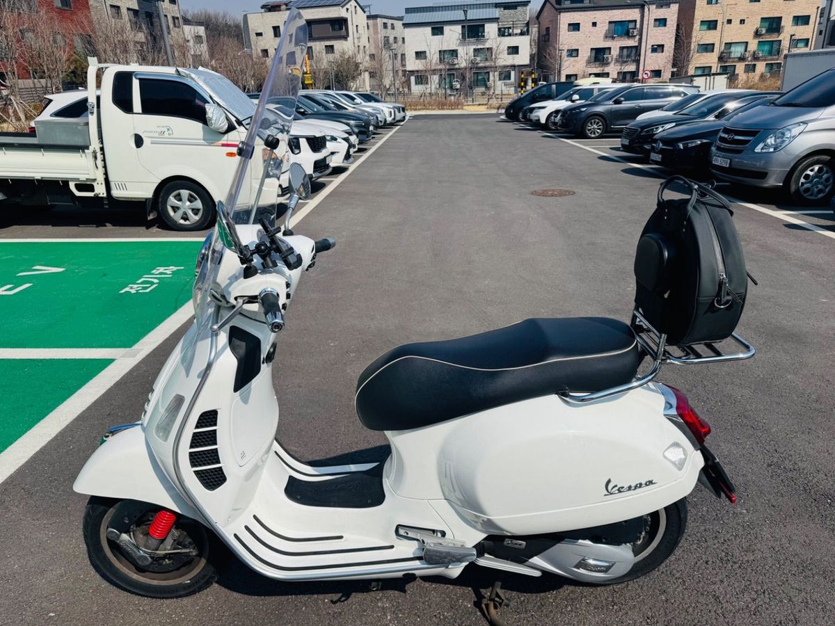 베스파 GTS 125 HPE thumb 2