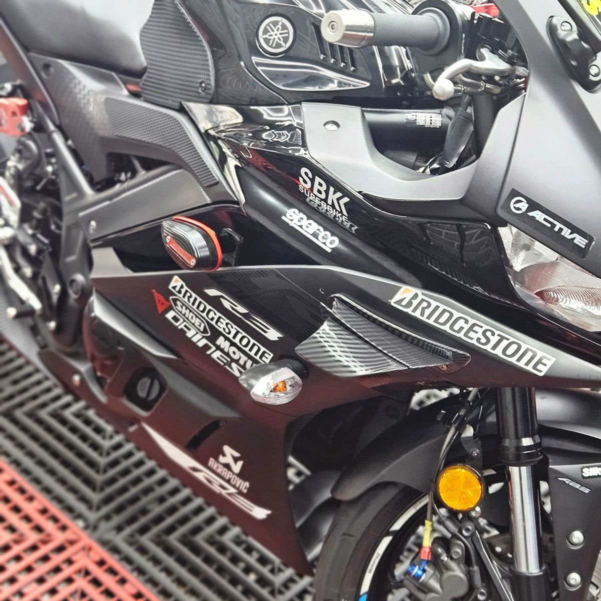 야마하 YZF R3 thumb 2