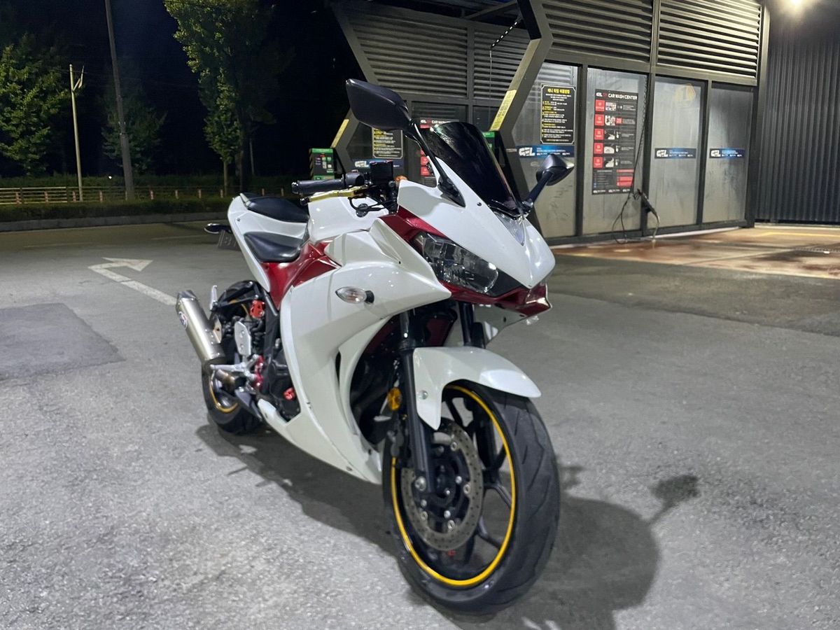 야마하 YZF R3 4