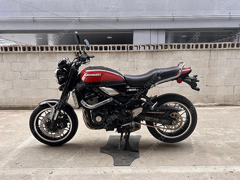 가와사키 Z 900 RS main