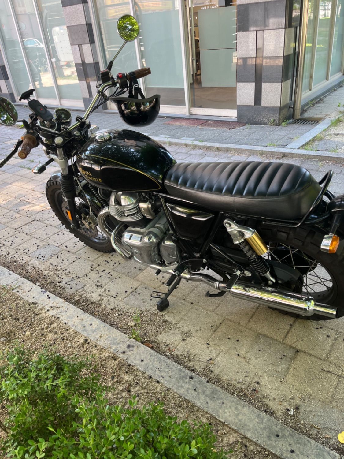 로얄엔필드 인터셉터 650 main