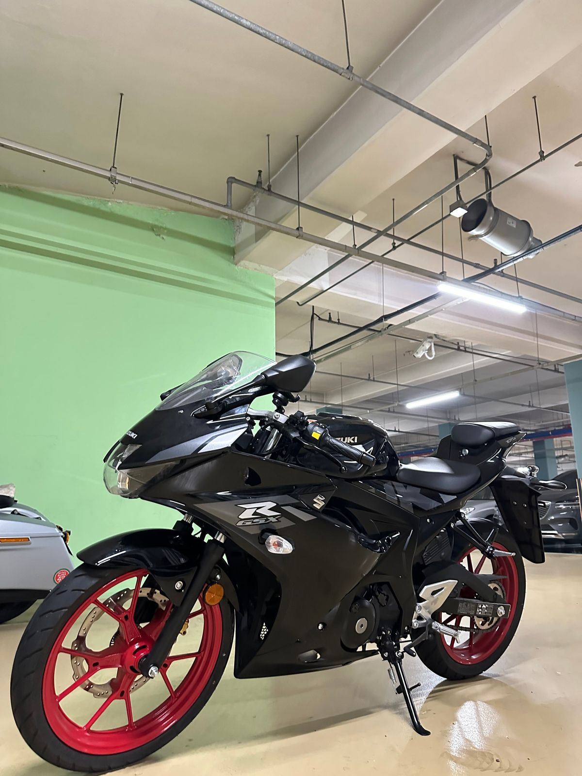 스즈키 GSX R 125 ABS thumb 2