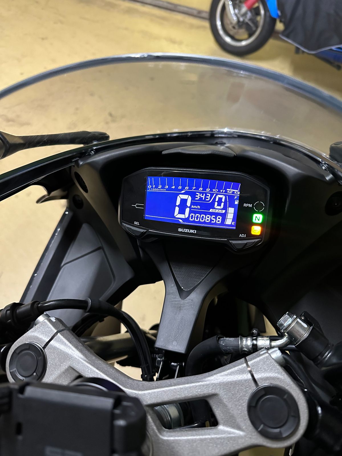 스즈키 GSX R 125 ABS 9