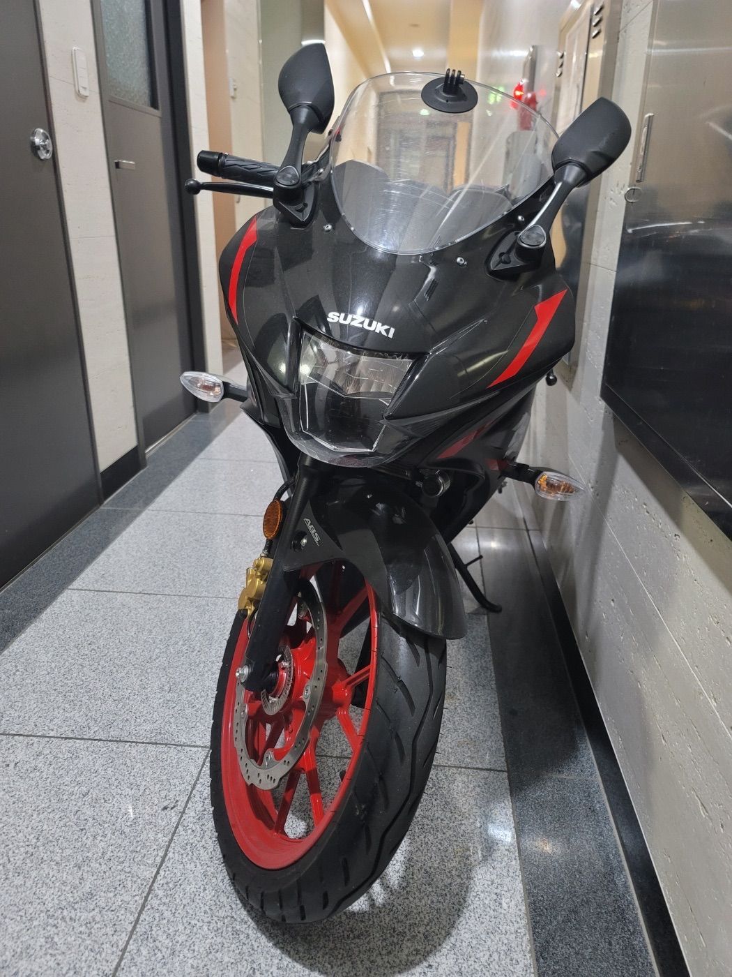 스즈키 GSX R 125 ABS more