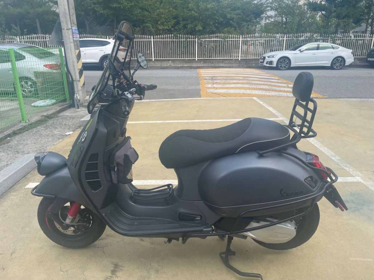 베스파 GTV 300 세이조르니 4