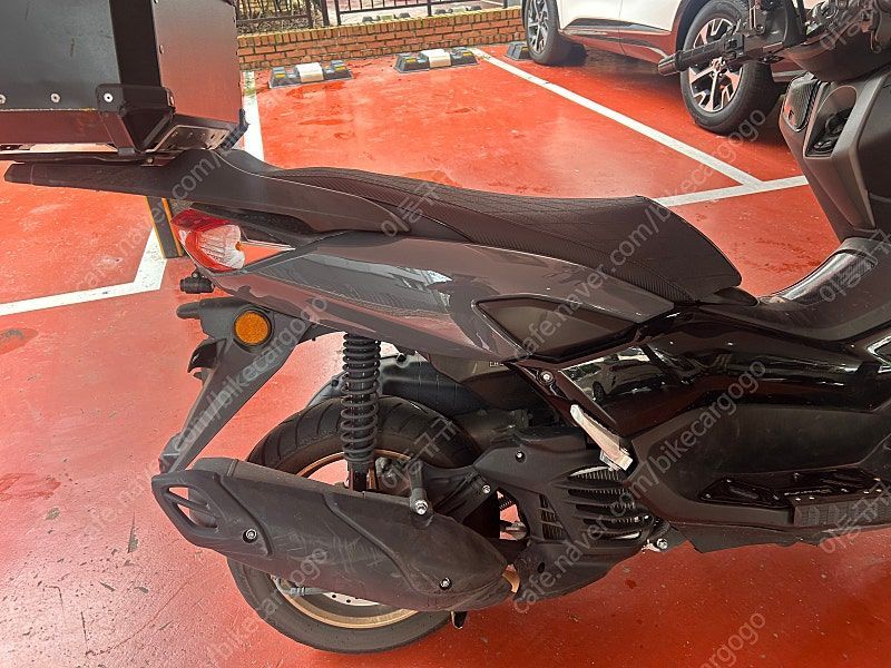 야마하 NMAX 155 9
