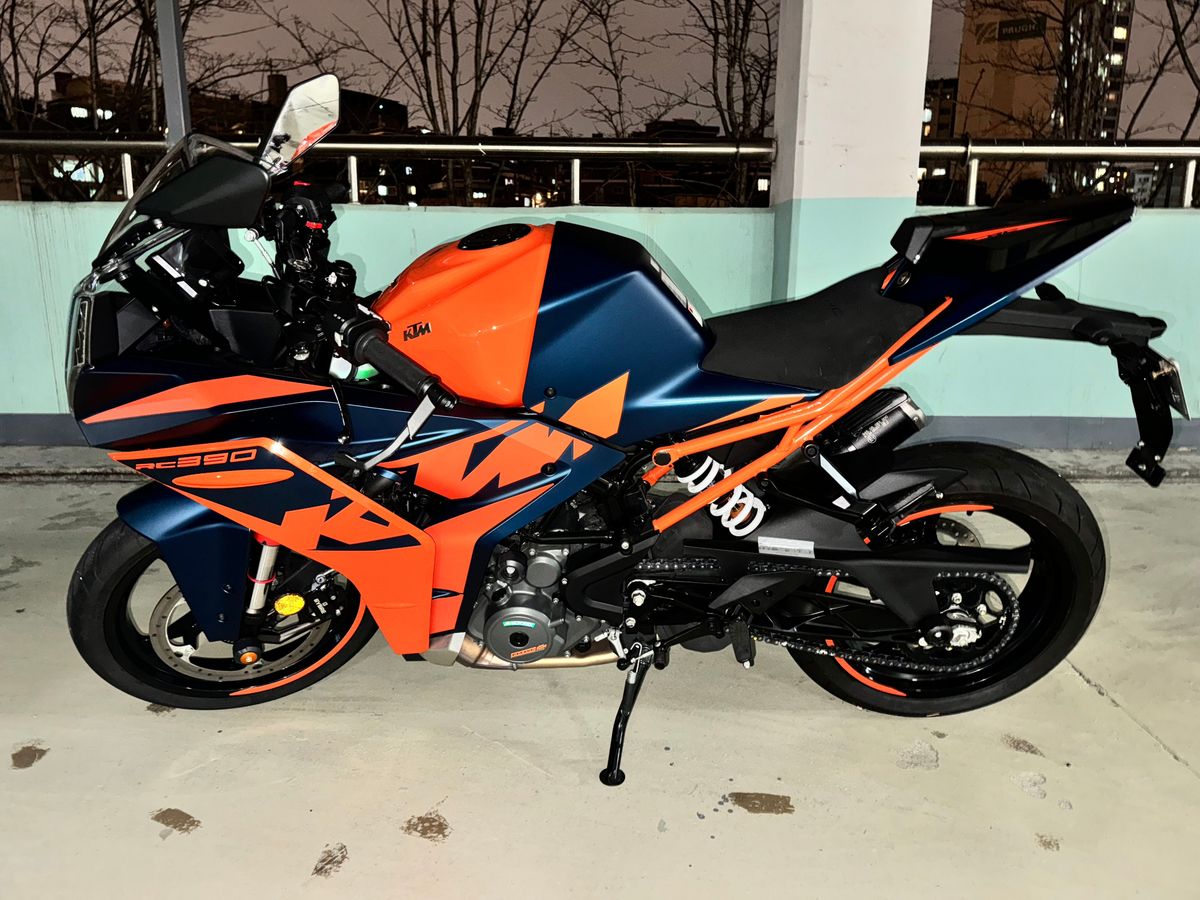 KTM RC 390 main