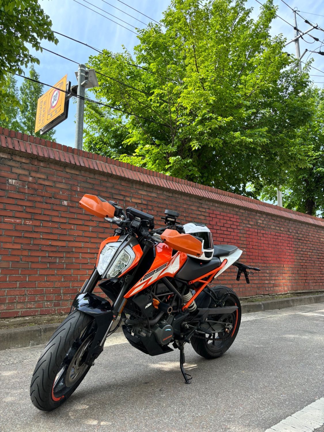 KTM 125 듀크 thumb 2