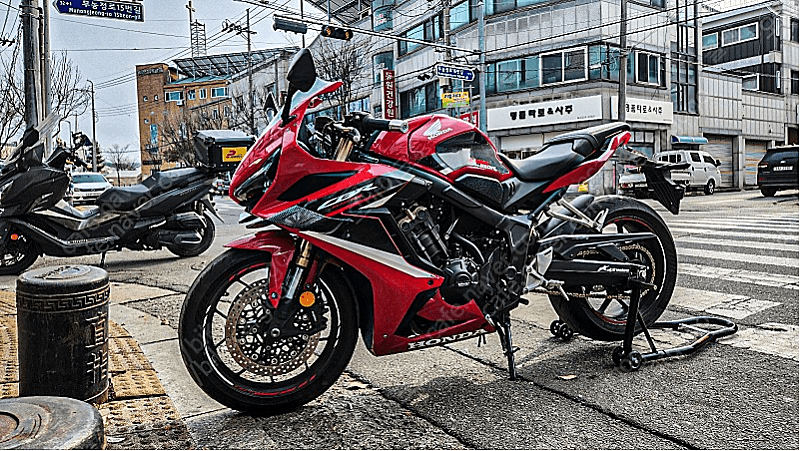 혼다 CBR 650 R MT main