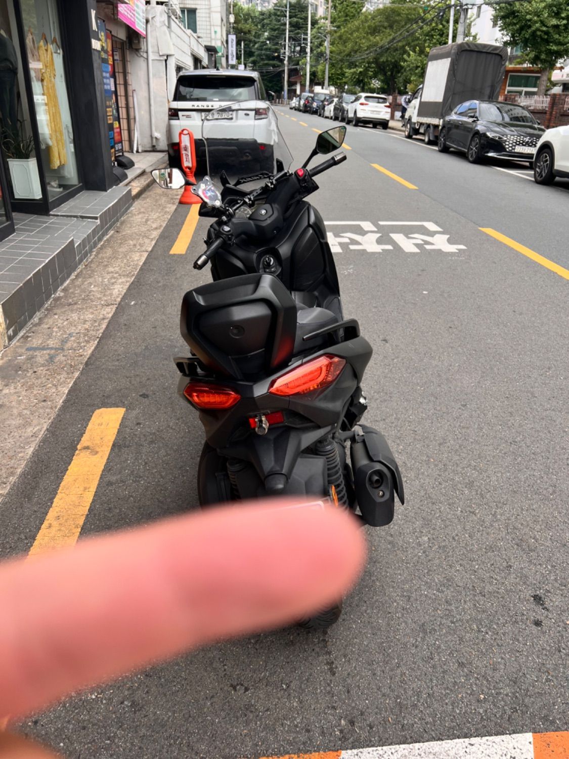 야마하 XMAX 300 ABS 4