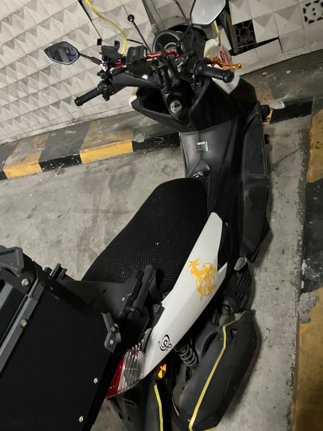 야마하 NMAX 125 5