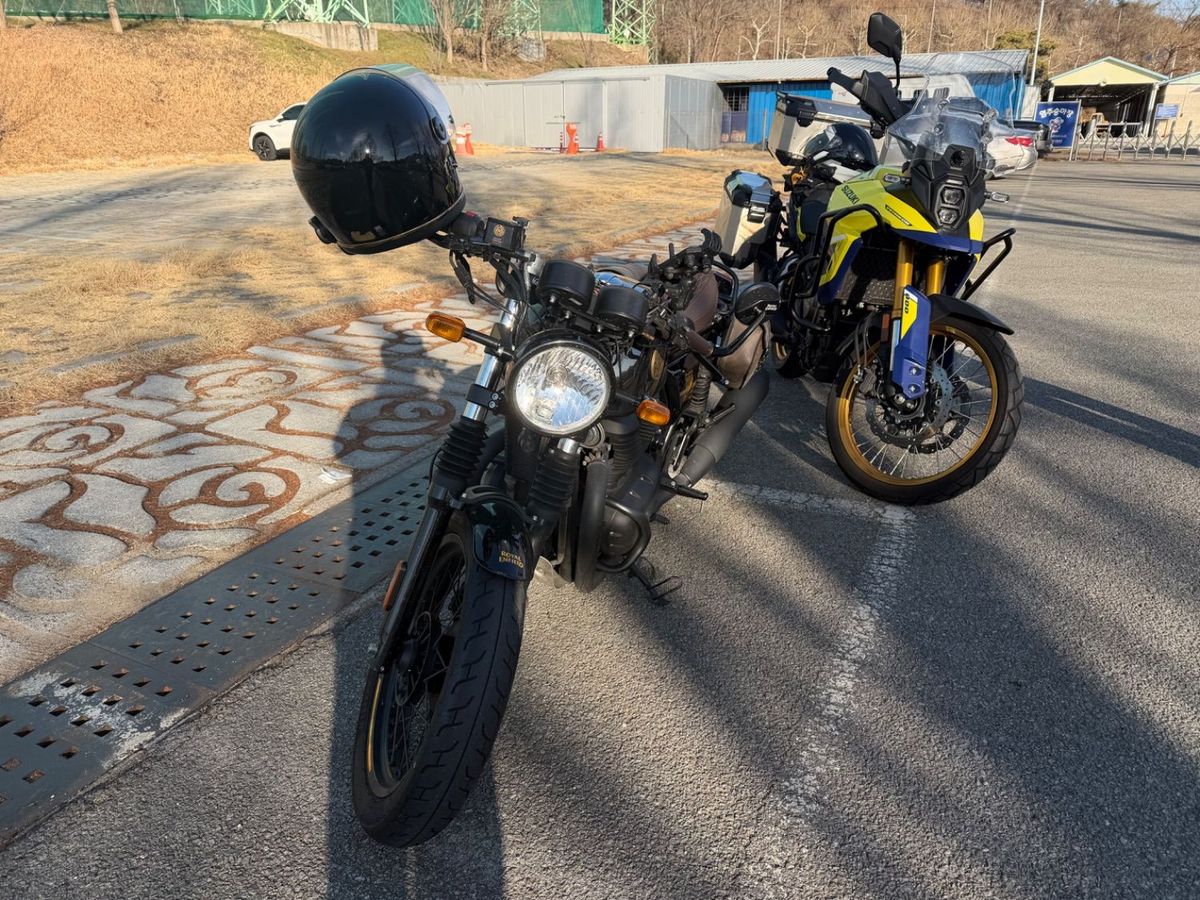 로얄엔필드 컨티넨탈 GT 650 9