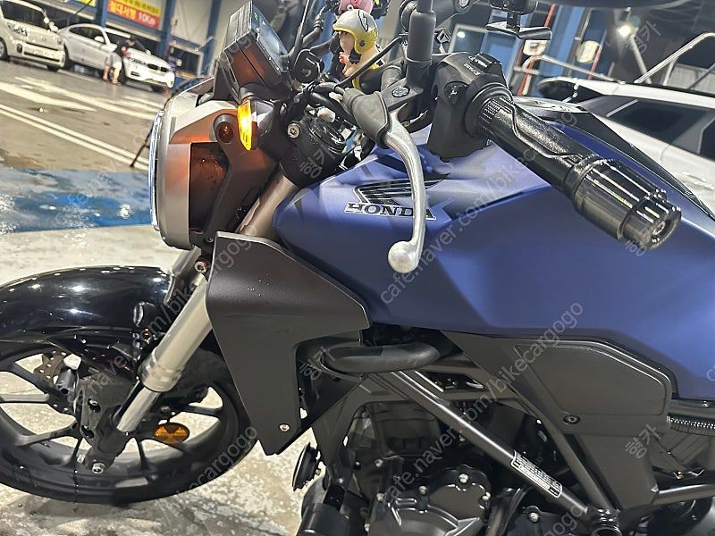 혼다 CB 300 R 10
