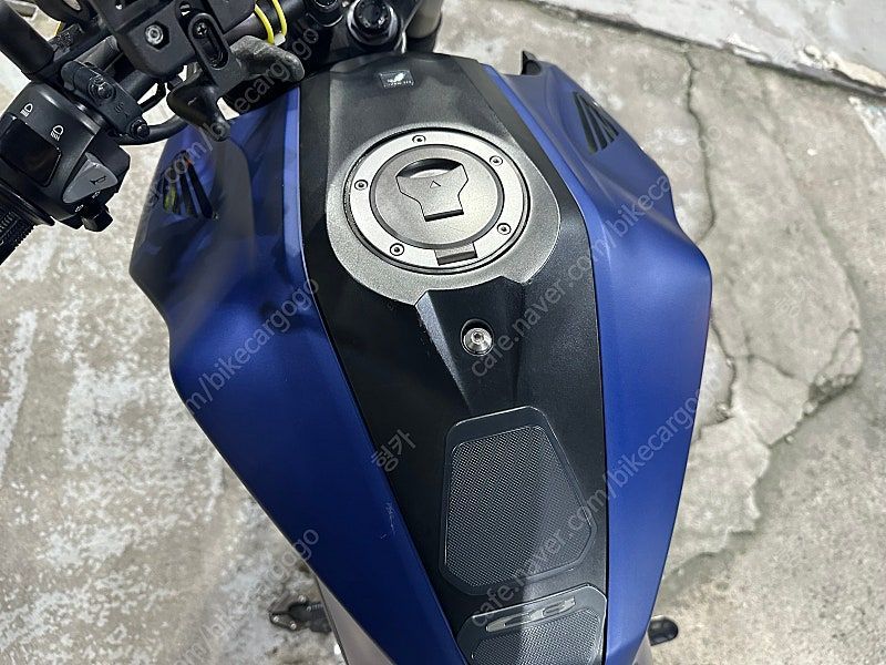 혼다 CB 300 R 11