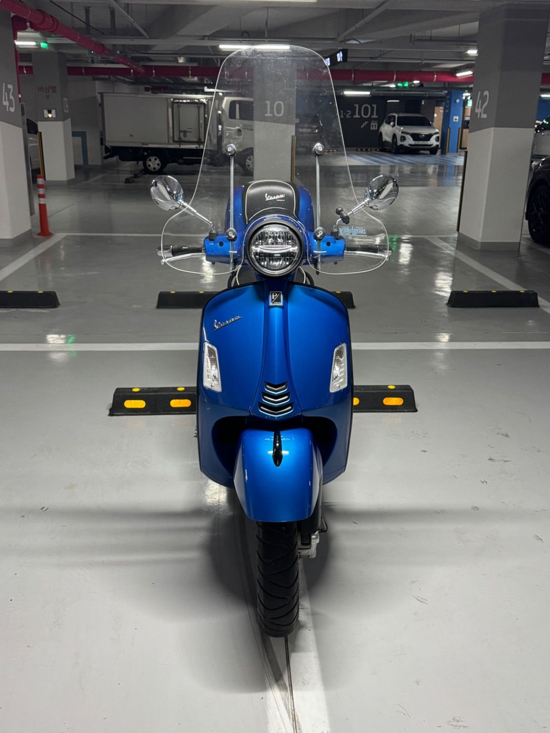 베스파 GTS 125 HPE main