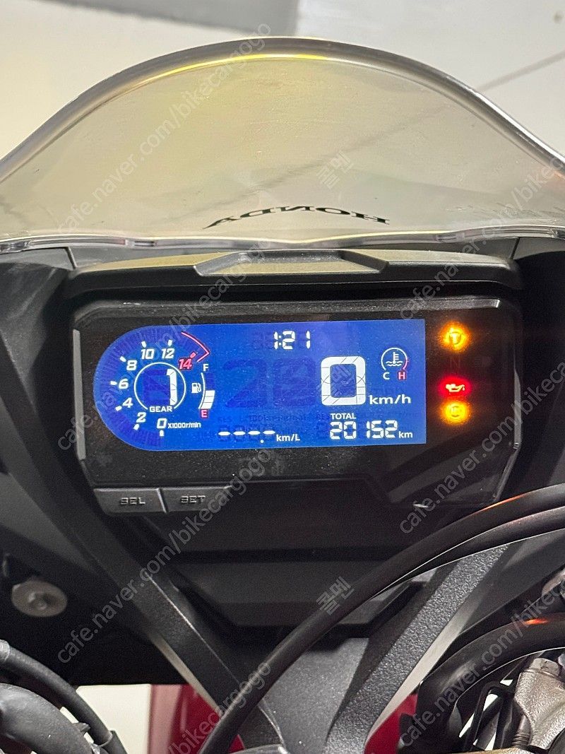 혼다 CBR 650 R MT 10