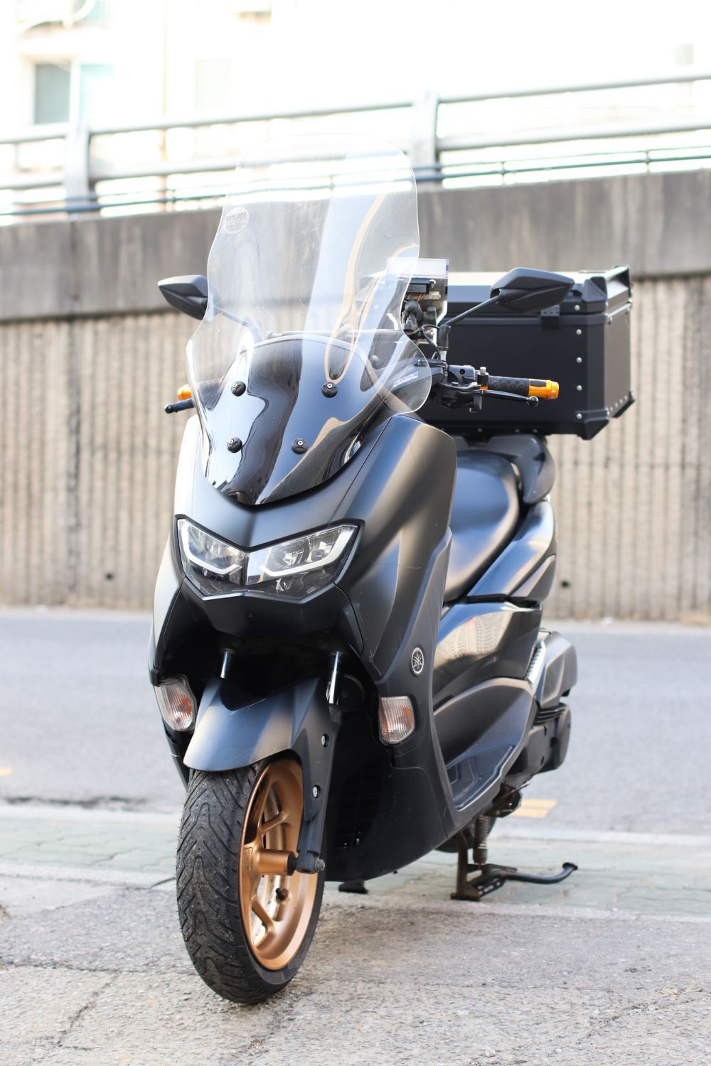 야마하 NMAX 125 more