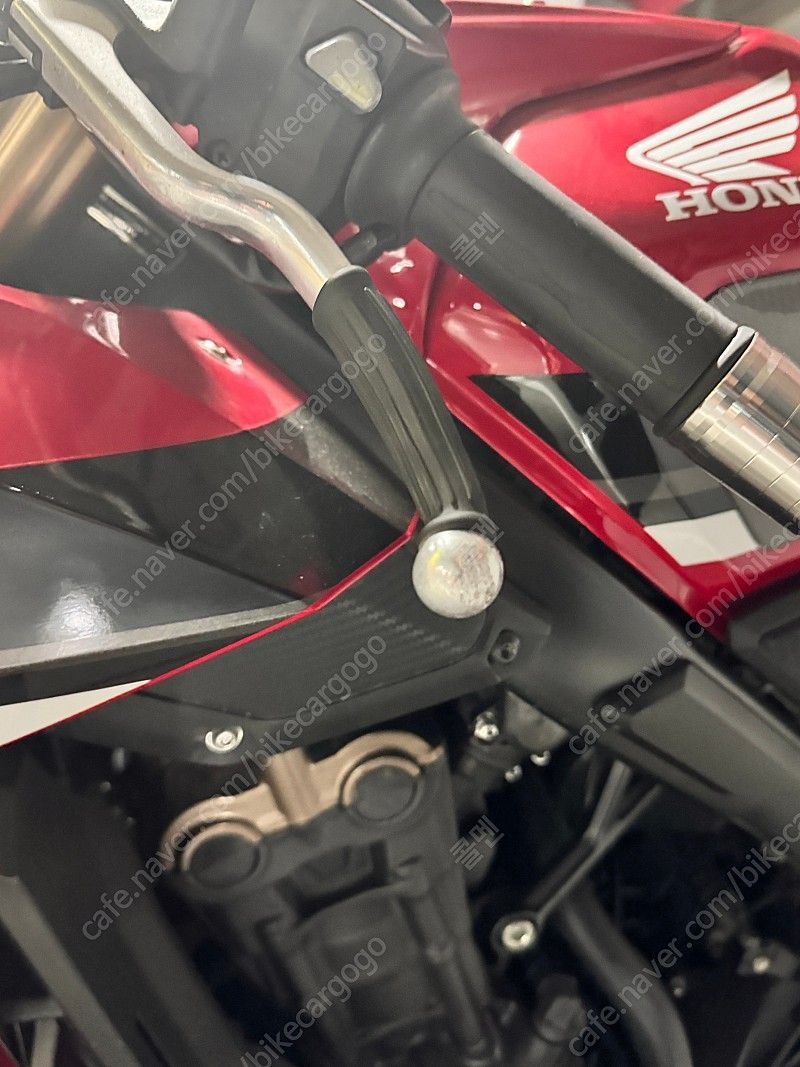 혼다 CBR 650 R MT 7