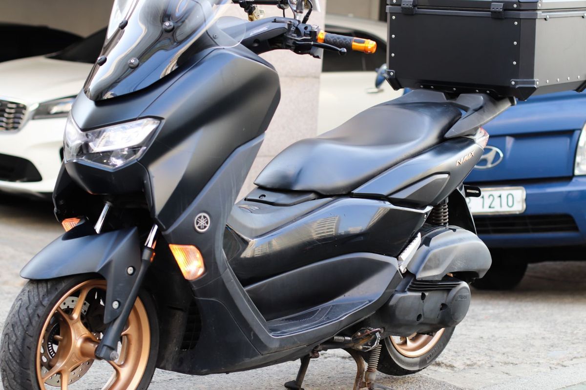 야마하 NMAX 125 9