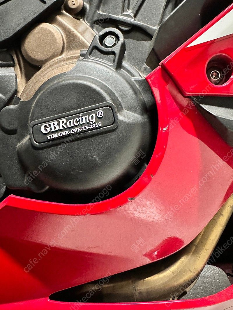 혼다 CBR 650 R MT 9