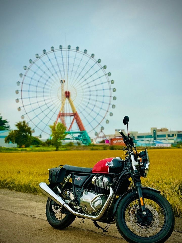 로얄엔필드 인터셉터 650 main