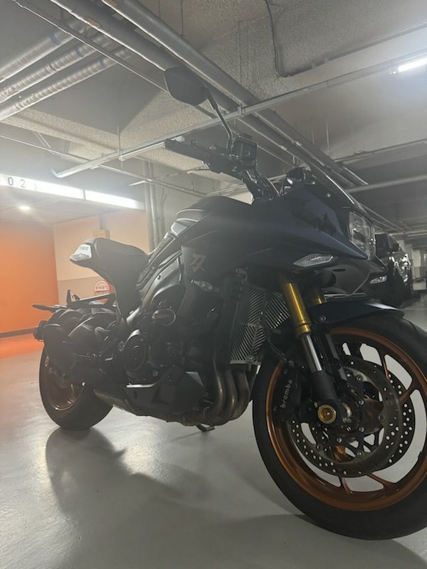 스즈키 카타나 1000 5