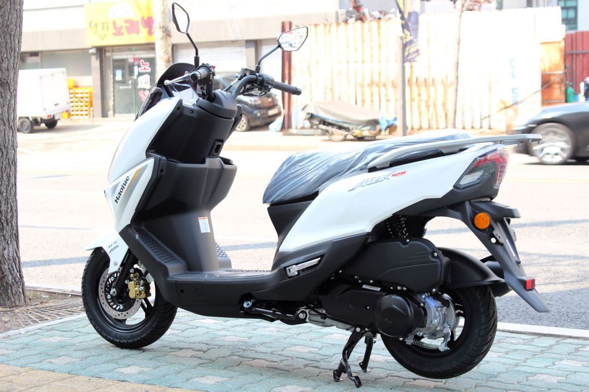 하우주 ADX 125 13