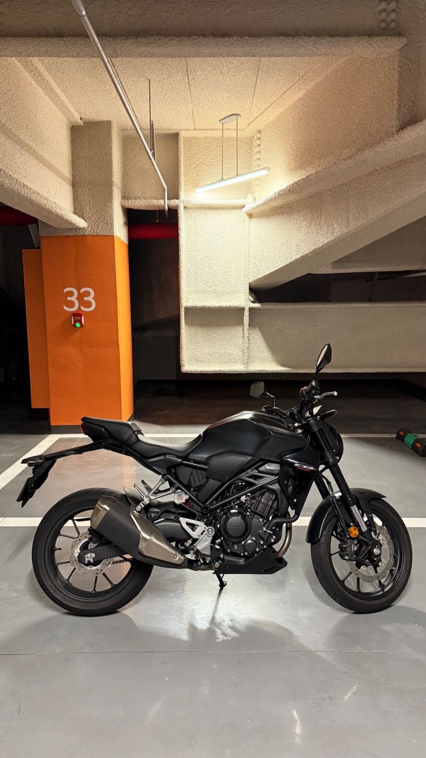 혼다 CB 300 R more