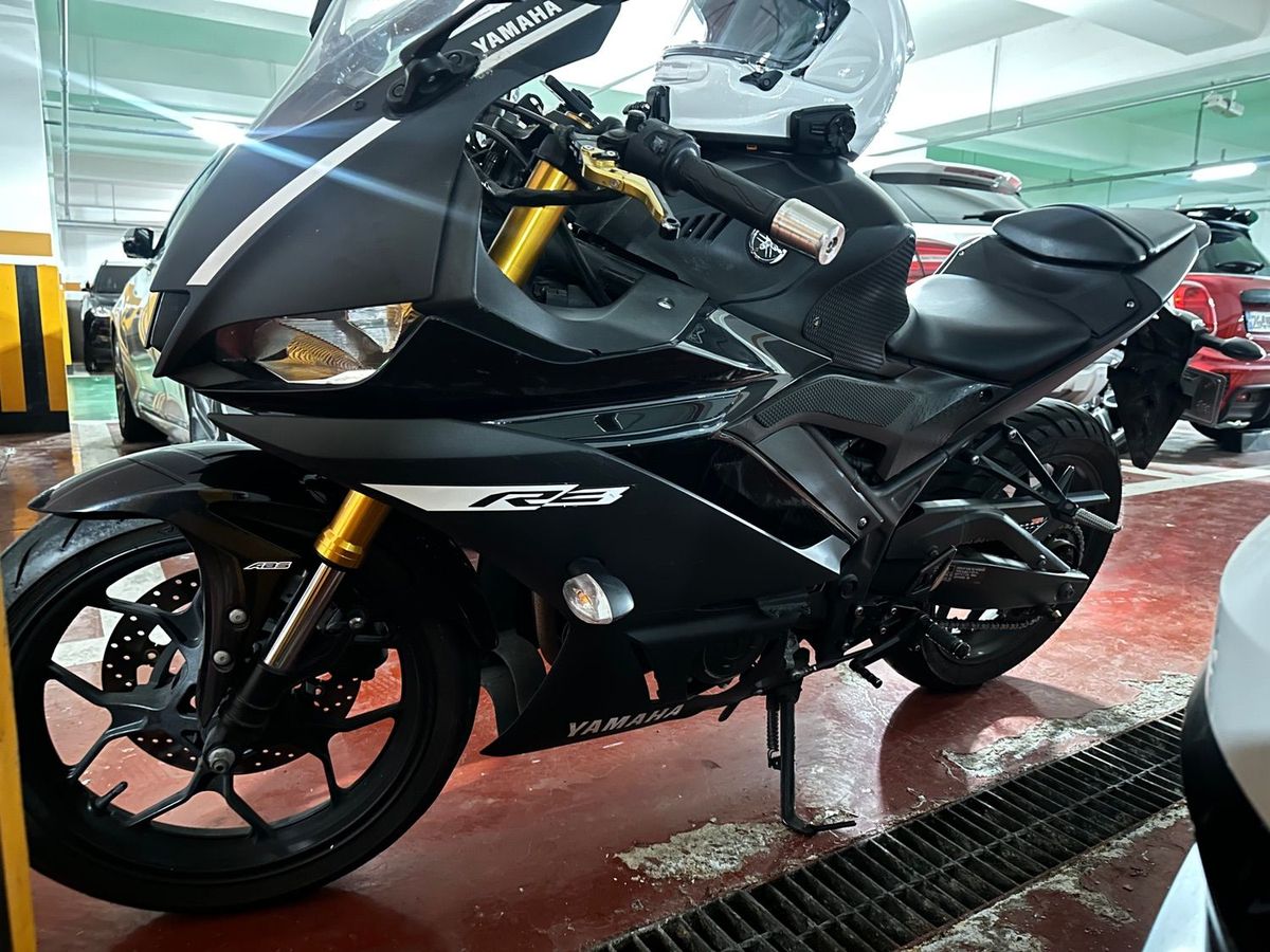 야마하 YZF R3 main