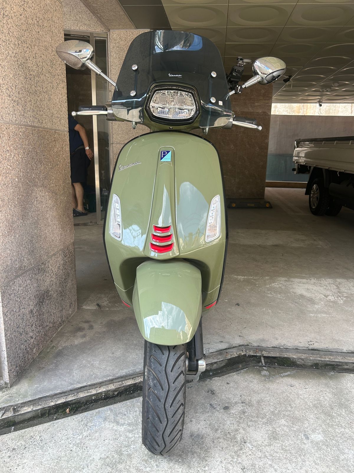 베스파 스프린트 S 125 more