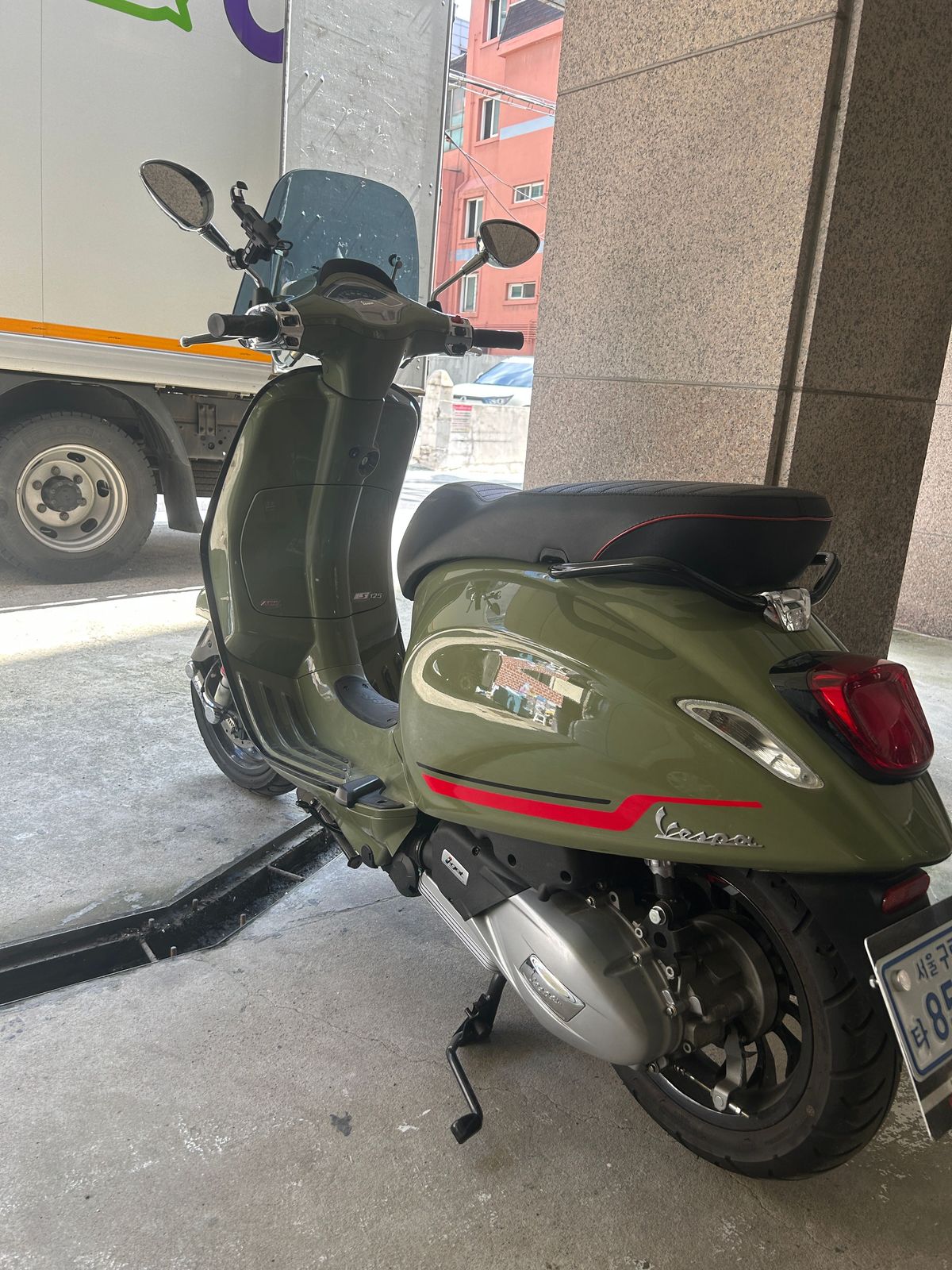 베스파 스프린트 S 125 main